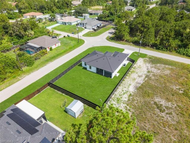 2911 38th ST W, Lehigh Acres, FL 33971