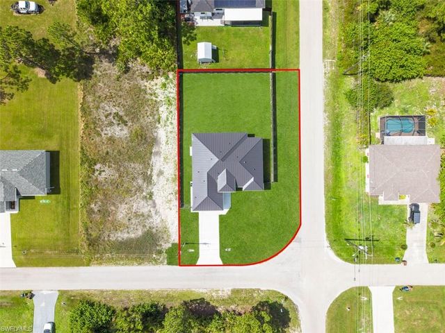 2911 38th ST W, Lehigh Acres, FL 33971