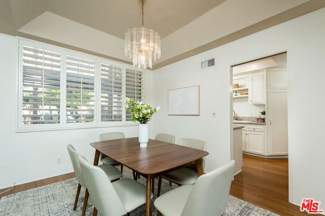 8455 Fountain Avenue 302, West Hollywood, CA 90069
