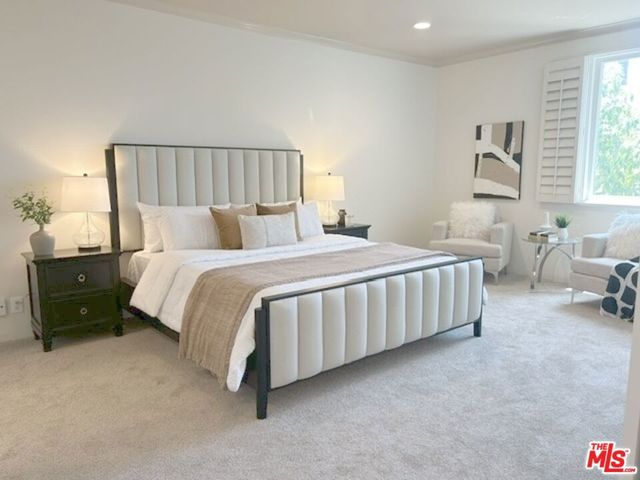 8455 Fountain Avenue 302, West Hollywood, CA 90069