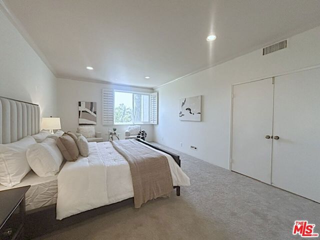 8455 Fountain Avenue 302, West Hollywood, CA 90069