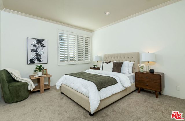 8455 Fountain Avenue 302, West Hollywood, CA 90069