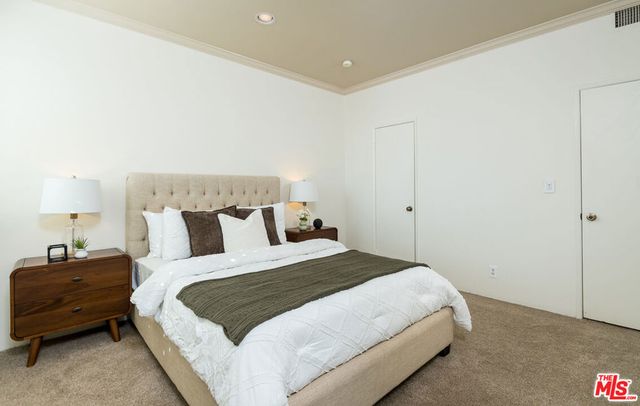 8455 Fountain Avenue 302, West Hollywood, CA 90069