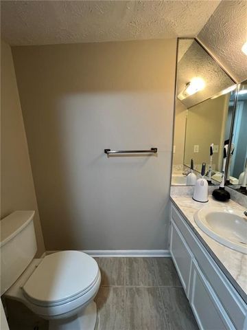 504 Sutters Point 200, Atlanta, GA 30328