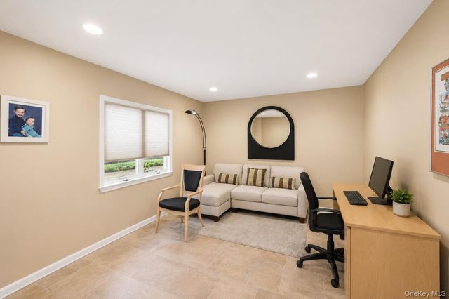 1319 Auerbach Avenue, Hewlett Harbor, NY 11557