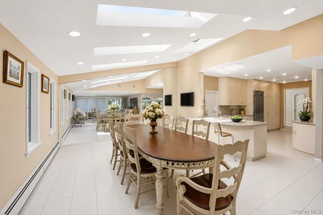 1319 Auerbach Avenue, Hewlett Harbor, NY 11557