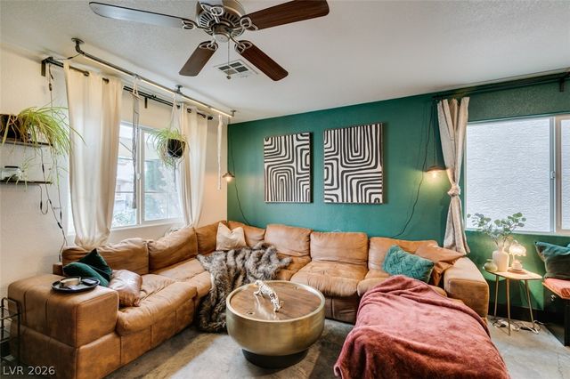 10403 Fancy Fern Street, Las Vegas, NV 89183