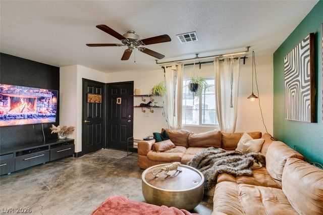 10403 Fancy Fern Street, Las Vegas, NV 89183