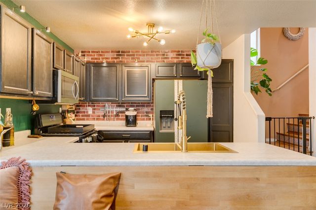 10403 Fancy Fern Street, Las Vegas, NV 89183