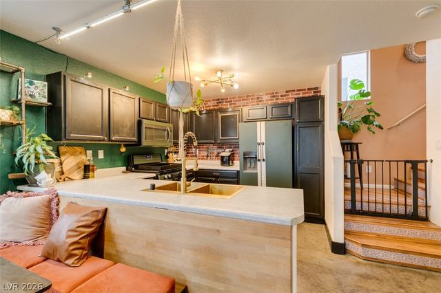 10403 Fancy Fern Street, Las Vegas, NV 89183