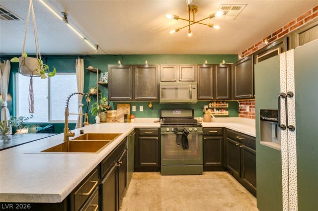 10403 Fancy Fern Street, Las Vegas, NV 89183