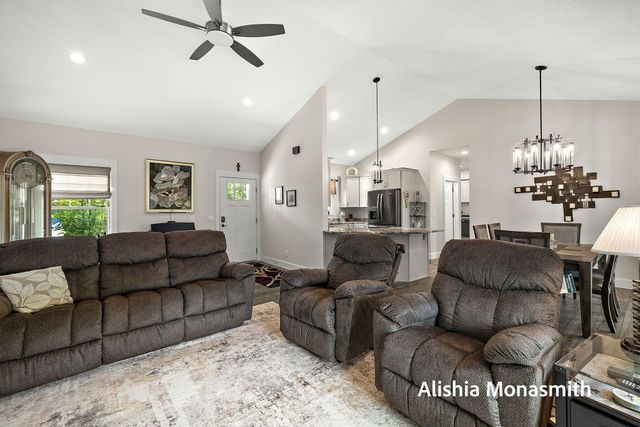 2360 E Mount Garfield Road, Muskegon, MI 49444