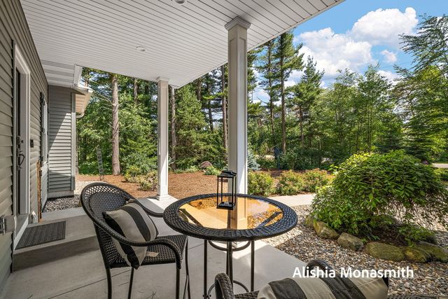 2360 E Mount Garfield Road, Muskegon, MI 49444