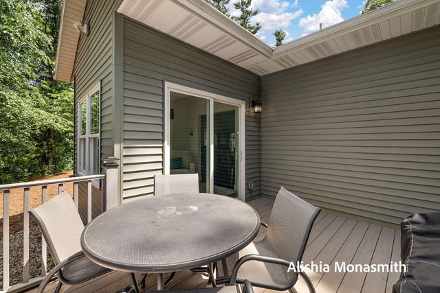 2360 E Mount Garfield Road, Muskegon, MI 49444