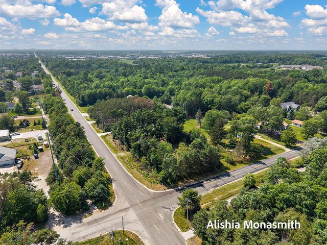 2360 E Mount Garfield Road, Muskegon, MI 49444