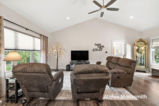 2360 E Mount Garfield Road, Muskegon, MI 49444