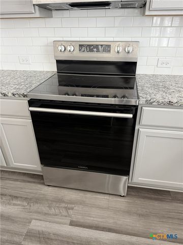 607 Friar Tuck Drive, Temple, TX 76502