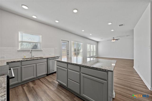 607 Friar Tuck Drive, Temple, TX 76502