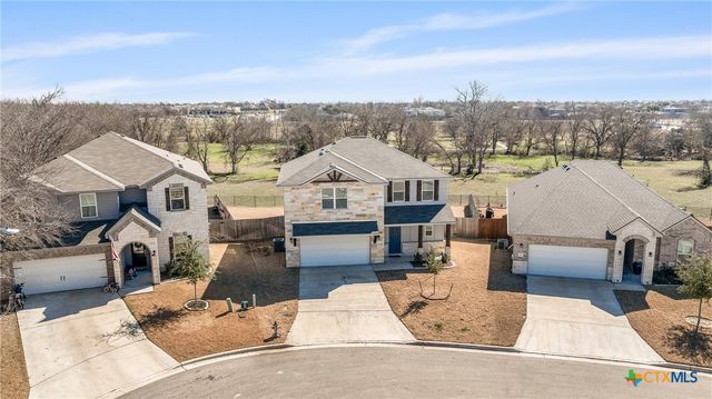 607 Friar Tuck Drive, Temple, TX 76502