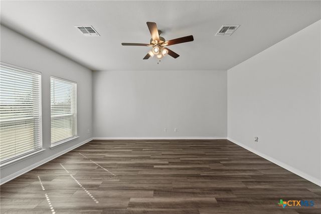 607 Friar Tuck Drive, Temple, TX 76502