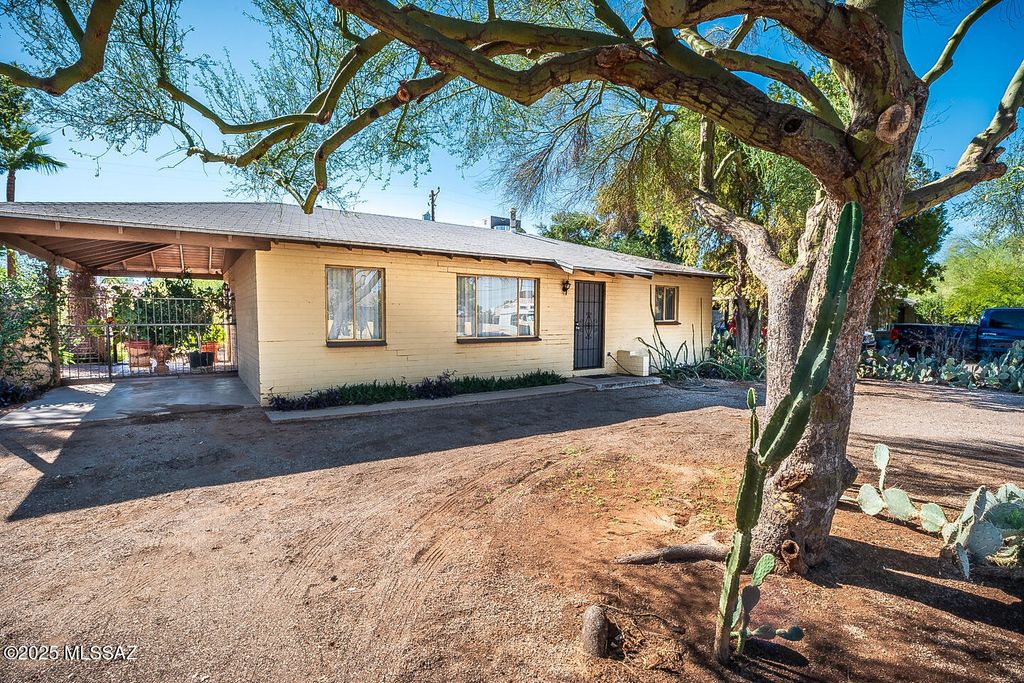 6132 E 24th Street, Tucson, AZ 85711
