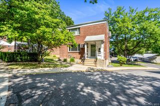 209-87 18th Avenue 196, Bayside, NY 11360
