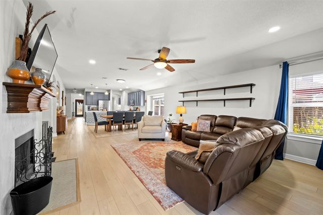 2401 Creekdale Drive, Denton, TX 76210