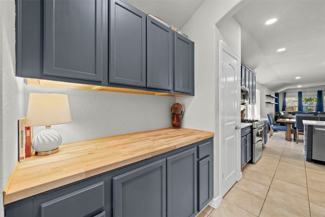 2401 Creekdale Drive, Denton, TX 76210