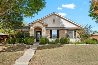 2401 Creekdale Drive, Denton, TX 76210