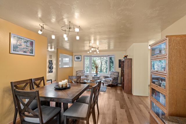 4490 Foots Creek Right Fork Road, Gold Hill, OR 97525