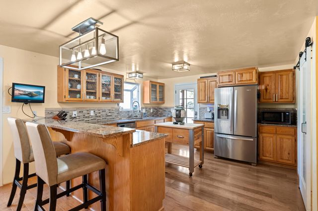 4490 Foots Creek Right Fork Road, Gold Hill, OR 97525