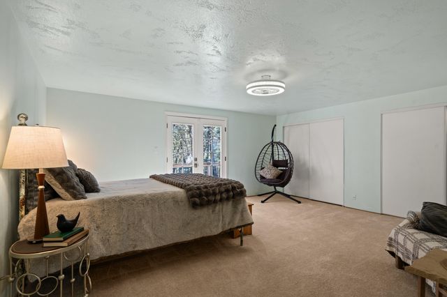 4490 Foots Creek Right Fork Road, Gold Hill, OR 97525