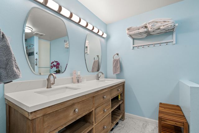 4490 Foots Creek Right Fork Road, Gold Hill, OR 97525