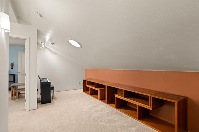 4490 Foots Creek Right Fork Road, Gold Hill, OR 97525