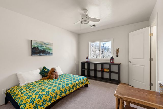 4490 Foots Creek Right Fork Road, Gold Hill, OR 97525