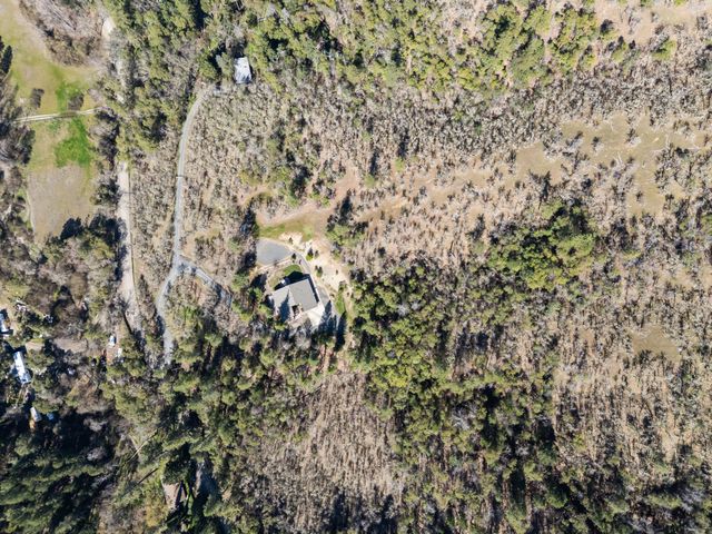 4490 Foots Creek Right Fork Road, Gold Hill, OR 97525