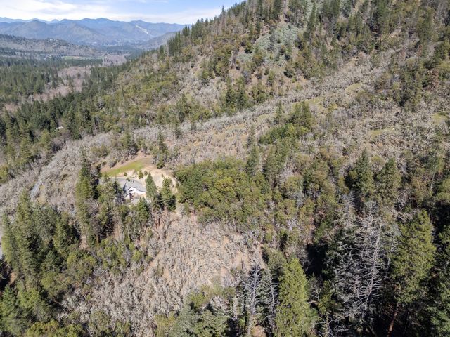 4490 Foots Creek Right Fork Road, Gold Hill, OR 97525