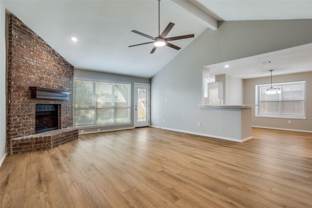 1016 Ledgemont Drive, Plano, TX 75025