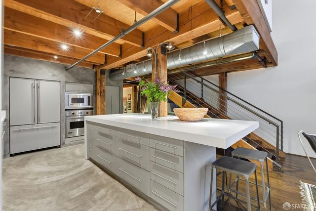 650 Delancey Street 216, San Francisco, CA 94107