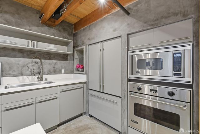 650 Delancey Street 216, San Francisco, CA 94107