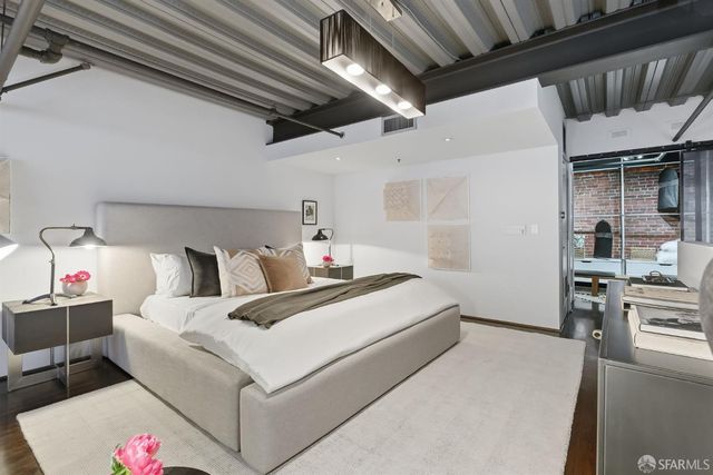 650 Delancey Street 216, San Francisco, CA 94107