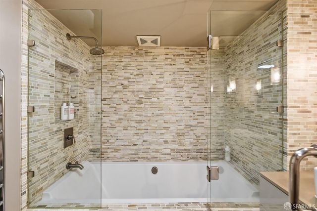 650 Delancey Street 216, San Francisco, CA 94107