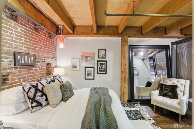 650 Delancey Street 216, San Francisco, CA 94107