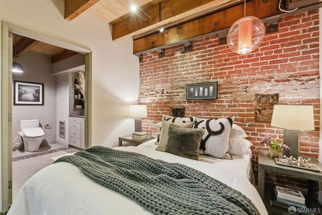 650 Delancey Street 216, San Francisco, CA 94107