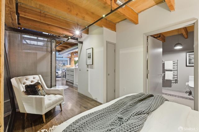 650 Delancey Street 216, San Francisco, CA 94107