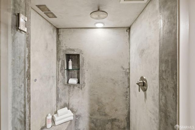 650 Delancey Street 216, San Francisco, CA 94107