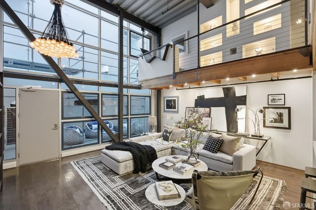 650 Delancey Street 216, San Francisco, CA 94107