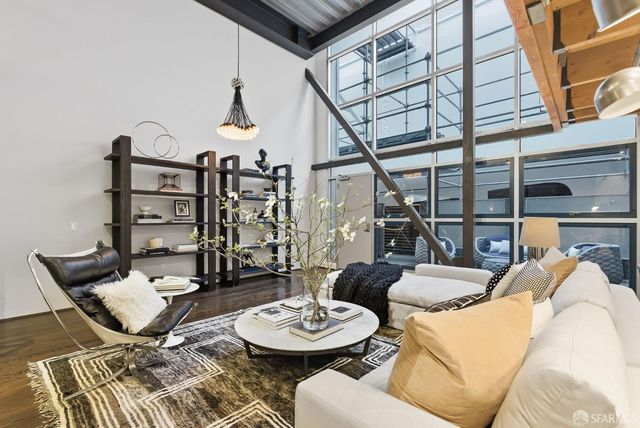 650 Delancey Street 216, San Francisco, CA 94107