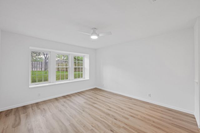 2605 W Stassney BLVD A, Austin, TX 78745