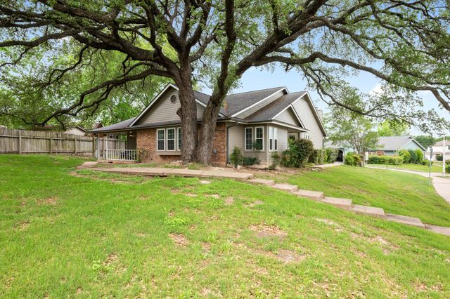 2605 W Stassney BLVD A, Austin, TX 78745